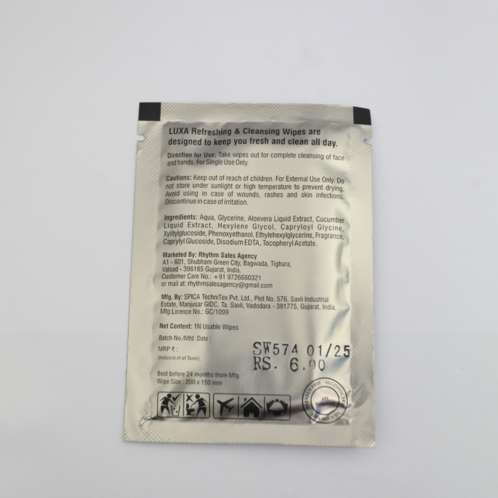 Refreshing & Cleansing Wipes (20 Pcs)