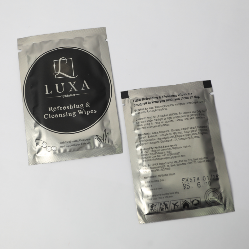 Refreshing & Cleansing Wipes (20 Pcs)